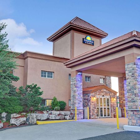 Days Inn By Wyndham Ridgefield Nj Екстериор снимка